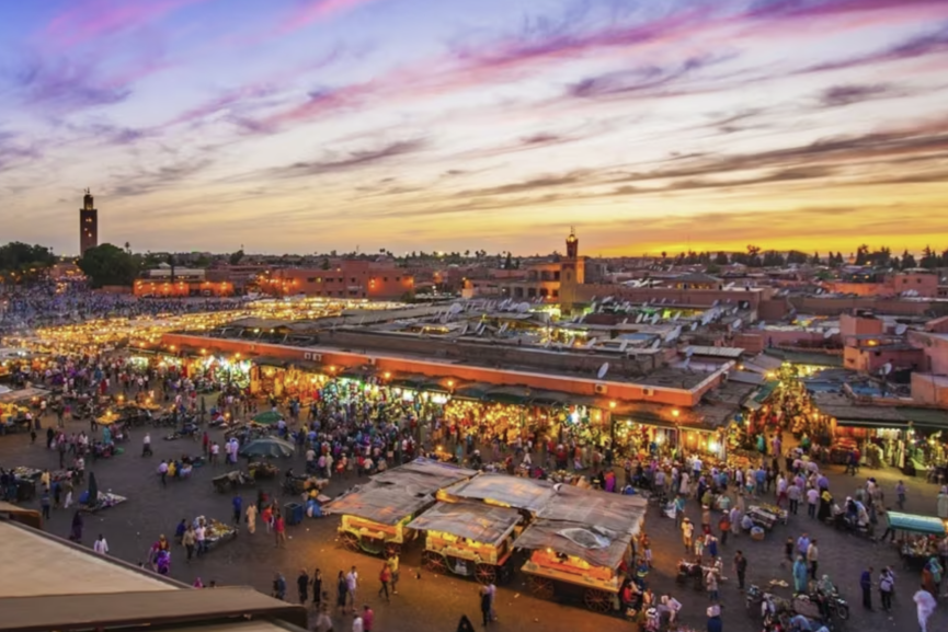 لو فيغارو: مراكش الوجهة الشتوية الأولى للفرنسيين بفضل المناخ والربط الجوي