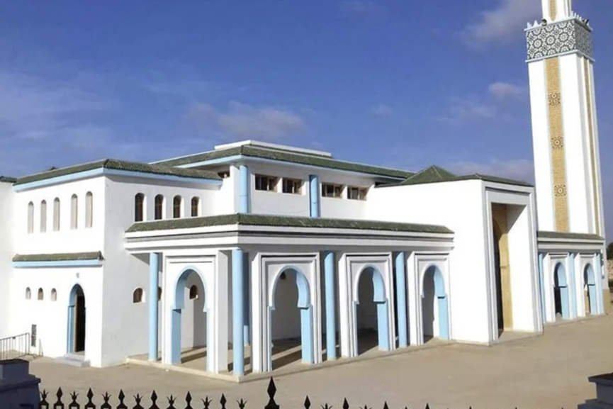 مسجد “الحسن الثاني” بطانطان قبلة روحية متجددة في رمضان