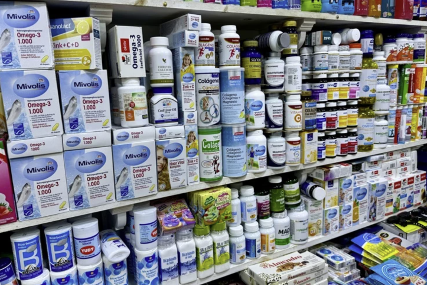 مكملات إنقاص الوزن تحت المجهر.. تحذيرات من مخاطر ترويجها عبر الإنترنت