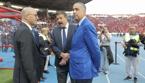 زيارة تفقدية لعبد اللطيف حموشي لملعب محمد الخامس استعدادا لديربي الدار البيضاء