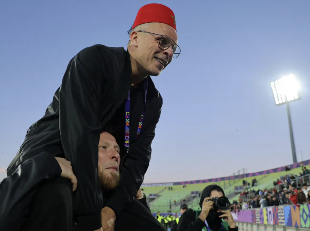 الفيفا: عهد جديد للمنتخب المغربي بقيادة وهبي وطموح عالمي بعد إنجاز 2022