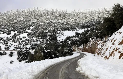 اضطرابات جوية متواصلة وأمطار وثلوج مرتقبة بعدد من مناطق المغرب