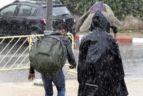 تعليق الدراسة بجهة طنجة تطوان الحسيمة يدخل أسبوعه الثاني بسبب استمرار الاضطرابات الجوية
