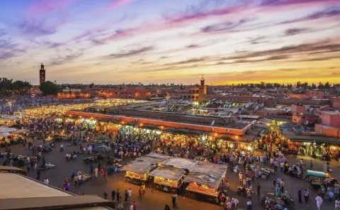 لو فيغارو: مراكش الوجهة الشتوية الأولى للفرنسيين بفضل المناخ والربط الجوي