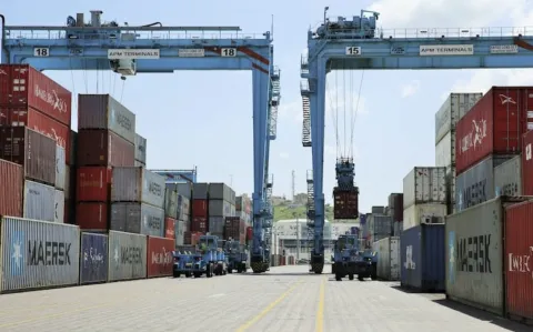 توتر الشرق الأوسط يثير قلق المصدّرين المغاربة بشأن سلاسل الإمداد