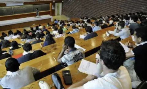 الأقسام التحضيرية المغربية تتصدر تصنيف الولوج إلى المدارس العليا الفرنسية