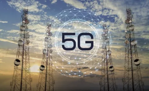 تراجع المكالمات والرسائل في المغرب مع صعود تطبيقات التراسل