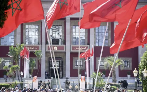 ثقة محدودة ومخاوف من الفساد.. 37% فقط من الشباب المغربي يثقون في البرلمان