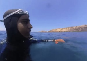 فتح تحقيق في إسبانيا بعد وصول يوتيوبر مغربي إلى إحدى الجزر الجعفرية المحتلة