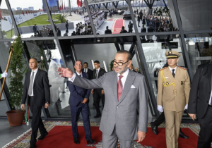 الملك محمد السادس يشرف على تدشين مشاريع كبرى لتعزيز مكانة ميناء الدار البيضاء