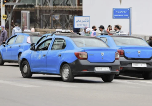 نقابات سيارات الأجرة تطالب بتجديد الأسطول استعدادا للتظاهرات العالمية بالمملكة