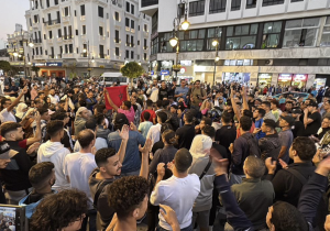 احتجاجات "جيل z" تتواصل لليوم السادس على التوالي وتؤكد تمسكها بالسلمية