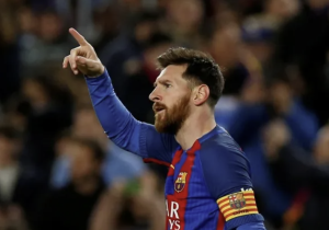 لابورتا يغلق باب عودة ميسي إلى برشلونة كلاعب ويفتحه أمام "تكريم تاريخي"