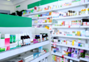 إحداث لجنة دائمة لتعزيز مراقبة توفر الأدوية واستباق الانقطاعات بالمغرب