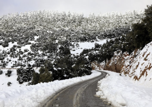 اضطرابات جوية متواصلة وأمطار وثلوج مرتقبة بعدد من مناطق المغرب