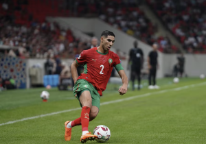 الأسد أشرف حكيمي.. ركيزة أساسية في المنتخب الوطني المغربي