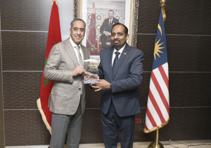 حموشي يجري مباحثات أمنية مع سفراء بريطانيا والغابون وماليزيا بالرباط