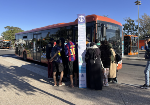 توضيحات رسمية حول الزيادة المؤقتة في تسعيرة حافلات أكادير