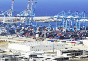 اضطرابات في الملاحة البحرية بين المغرب وإسبانيا بسبب سوء الأحوال الجوية