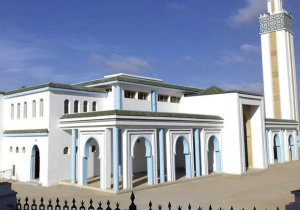 مسجد “الحسن الثاني” بطانطان قبلة روحية متجددة في رمضان