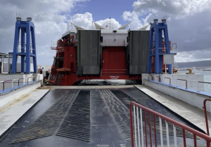 تعليق الرحلات البحرية بين طريفة وطنجة بسبب العاصفة “ريجينا”