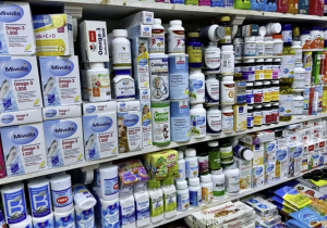 مكملات إنقاص الوزن تحت المجهر.. تحذيرات من مخاطر ترويجها عبر الإنترنت