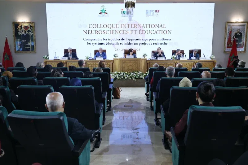 أكاديمية المملكة تبحث سبل دعم الأطفال ذوي صعوبات التعلّم