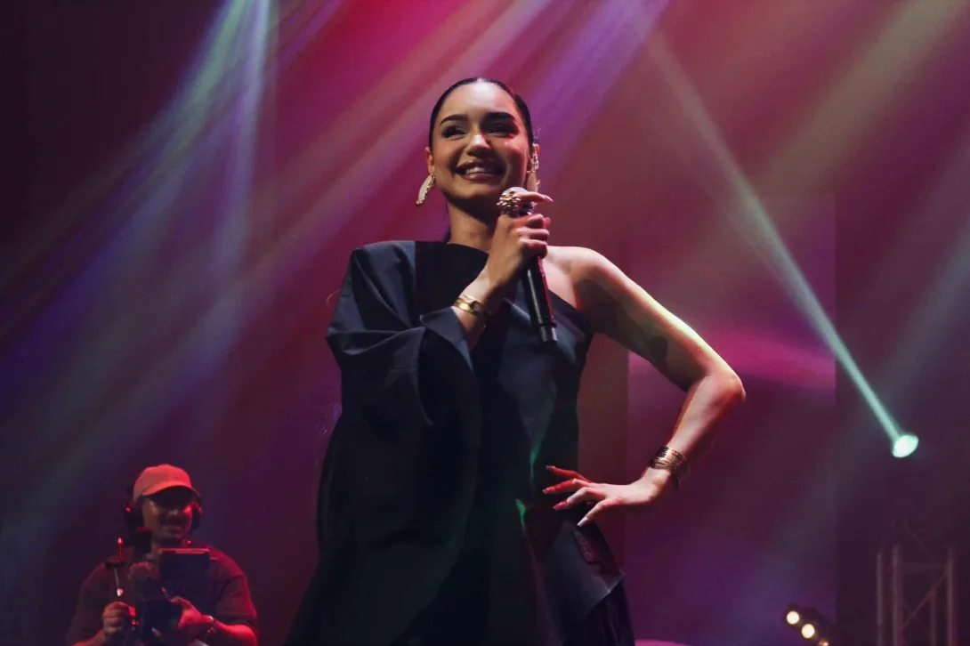 الفنانة ريم فكري تحيي حفلا بالدار البيضاء بحضور عائلتها