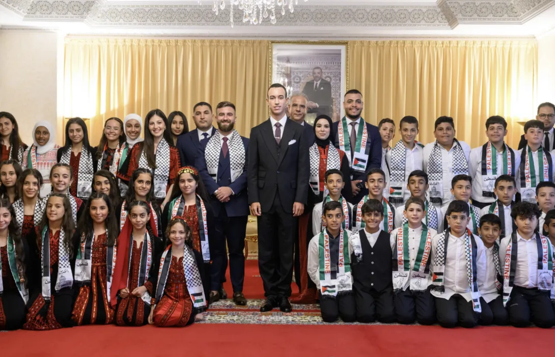 ولي العهد الأمير مولاي الحسن يستقبل الأطفال المقدسيين المشاركين في المخيم الصيفي الـ16