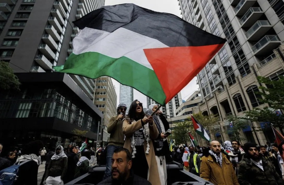 فرح في غزة ومرارة في إسرائيل بعد اعتراف بريطانيا وكندا وأستراليا بدولة فلسطين