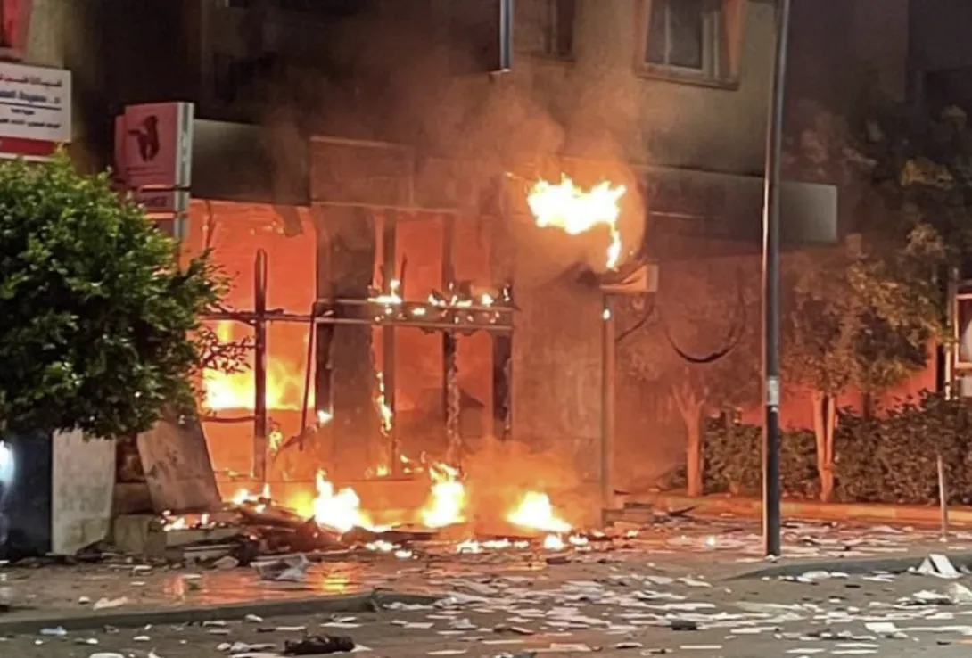 النيابة العامة: التخريب وإضرام النار “أفعال إجرامية” وعقوباتها 30 عاما أو المؤبد  