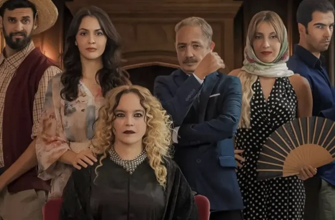 المخرج هشام الجباري يعود إلى القاعات بفيلم “عائلة فوق الشبهات”