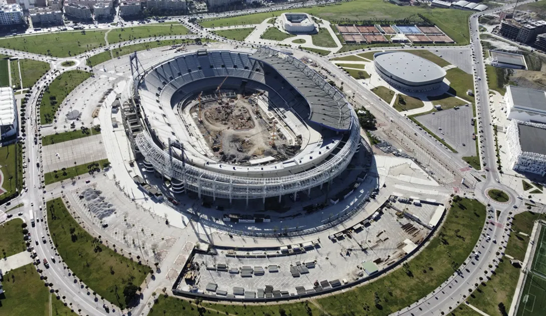 ملعب طنجة الكبير يدخل مراحله الأخيرة استعداداً لافتتاحه المرتقب