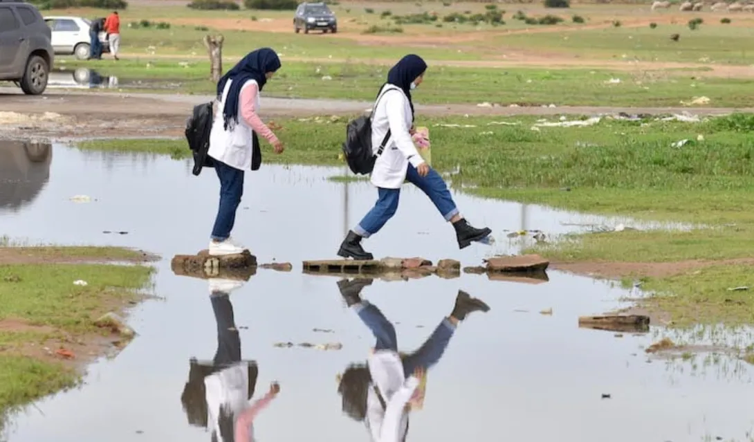 تعليق الدراسة بإقليم اشتوكة أيت باها بسبب الاضطرابات الجوية المرتقبة