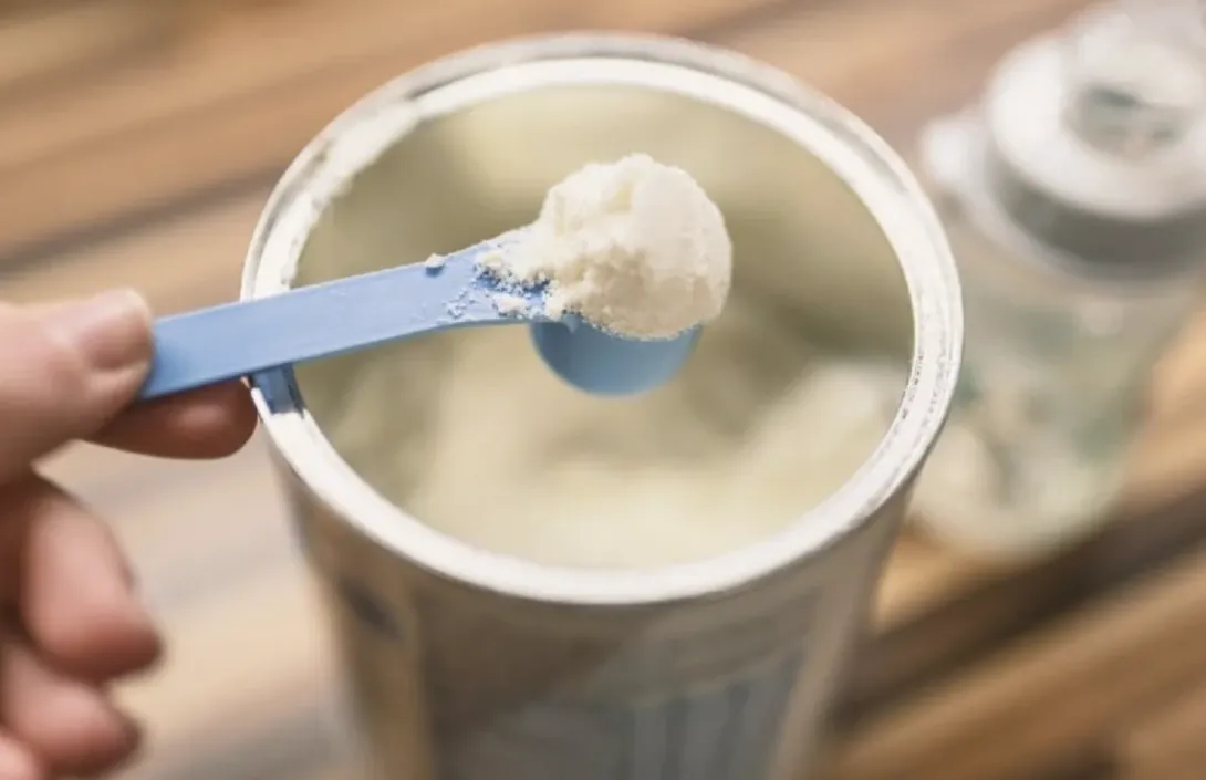 السلطات الصحية تطمئن بخصوص سلامة حليب الأطفال في السوق المغربية