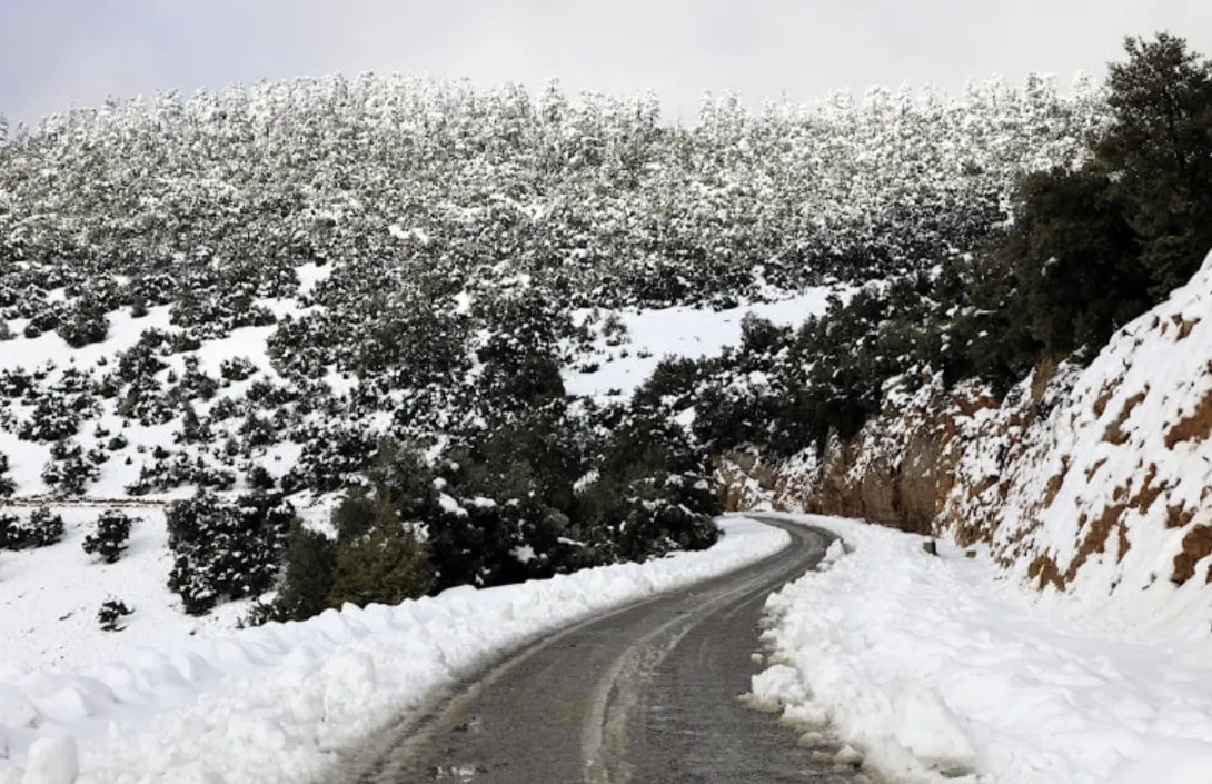 اضطرابات جوية متواصلة وأمطار وثلوج مرتقبة بعدد من مناطق المغرب
