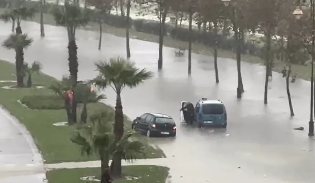 تطوان في حالة تأهب قصوى بسبب اضطرابات جوية قوية