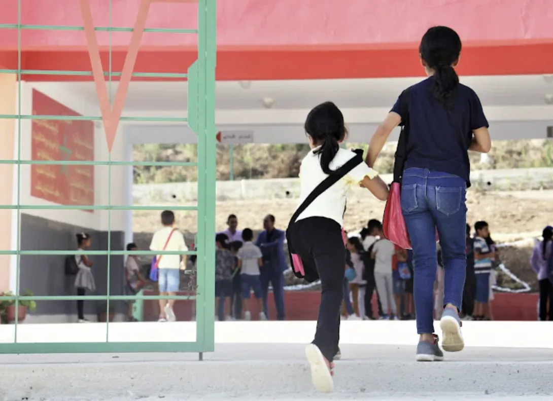 تأثير الفصول المناخية على التعلم يثير نقاشا تربويا حول الزمن المدرسي