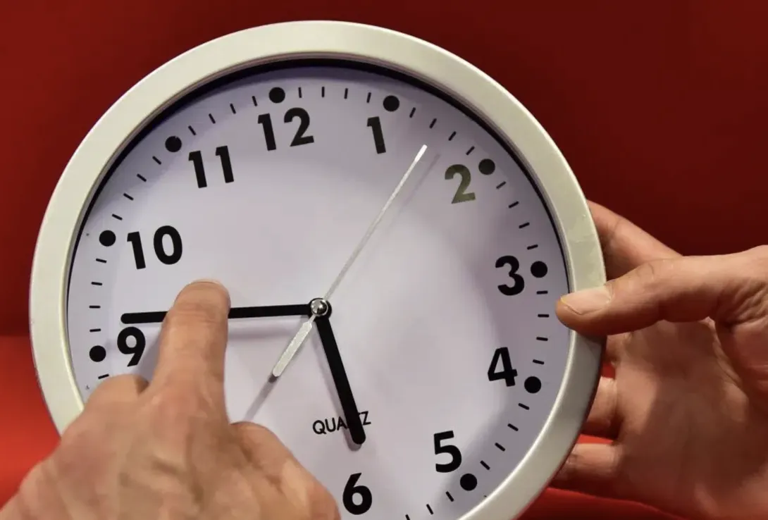 تحرك برلماني لإحالة ملف الساعة الإضافية على المجلس الاقتصادي والاجتماعي