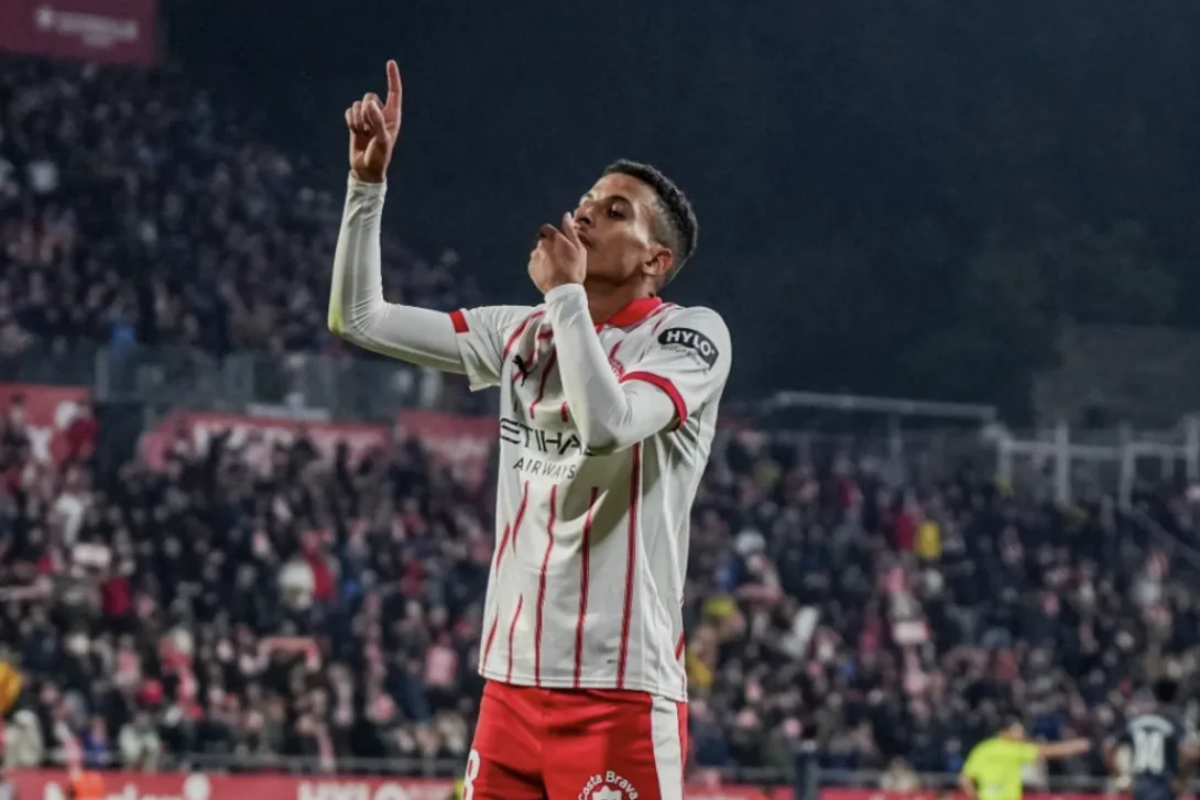 صراع إنجليزي لضم الدولي المغربي عز الدين أوناحي والشرط الجزائي يهدد بقاءه مع جيرونا